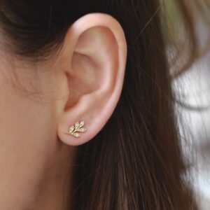minimal ear studs – everyday aesthetic jewelry